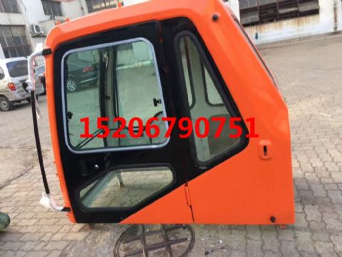 点击查看详细信息<br>标题：斗山DH220-7/DH-7型驾驶室 可选装内饰  阅读次数：2163
